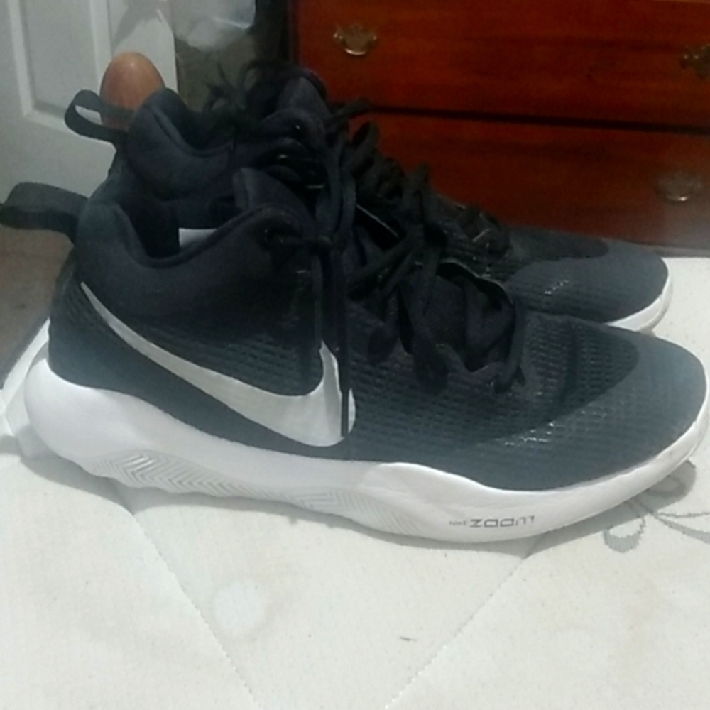 Nike zoom rev